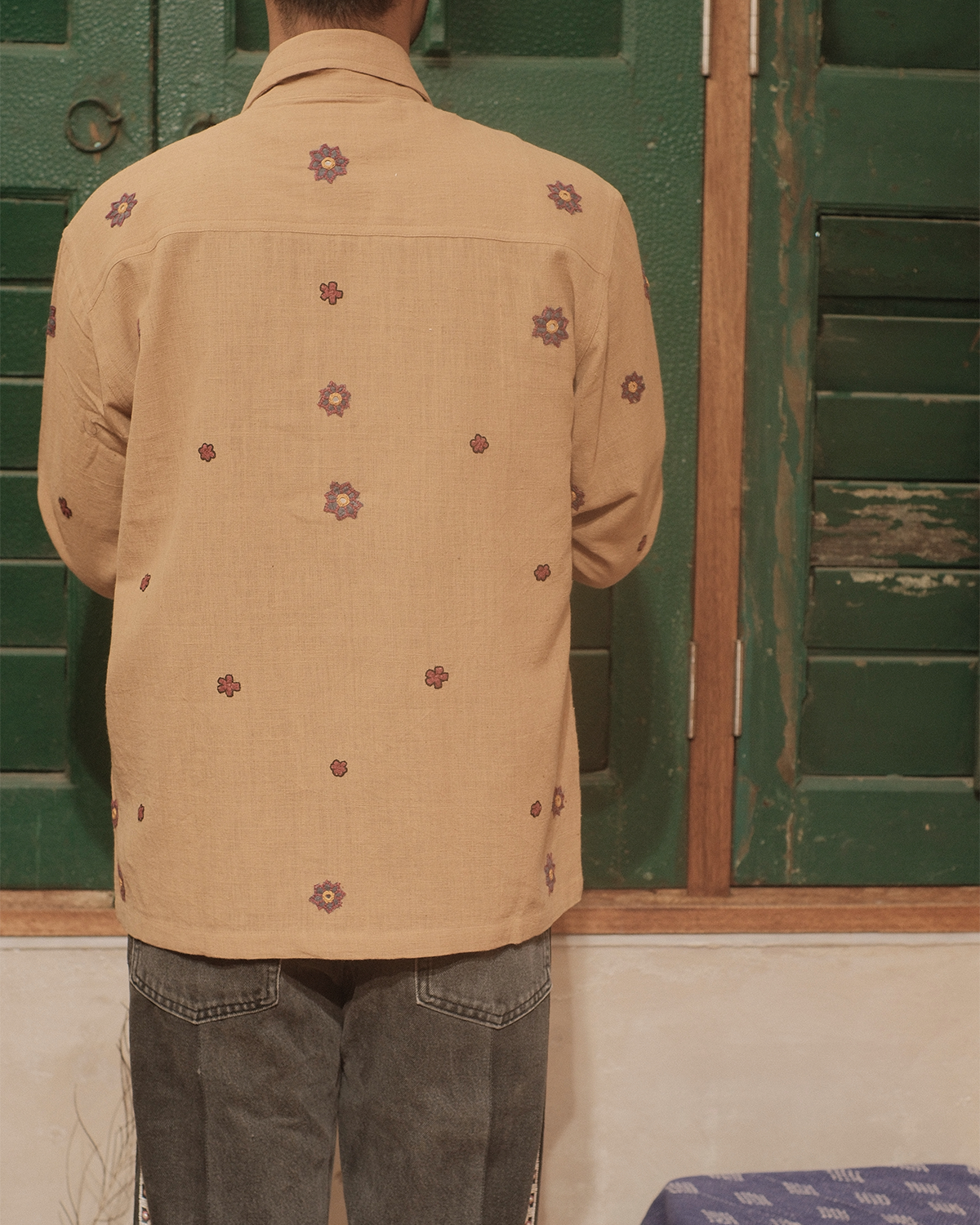 RABARI APPLIQUE BOX SHIRT