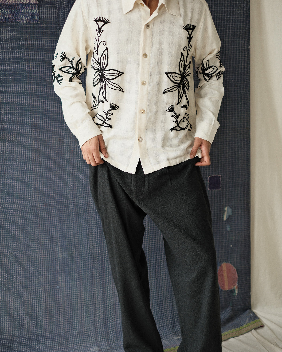 HAND EMBROIDERED KNOT SHIRT
