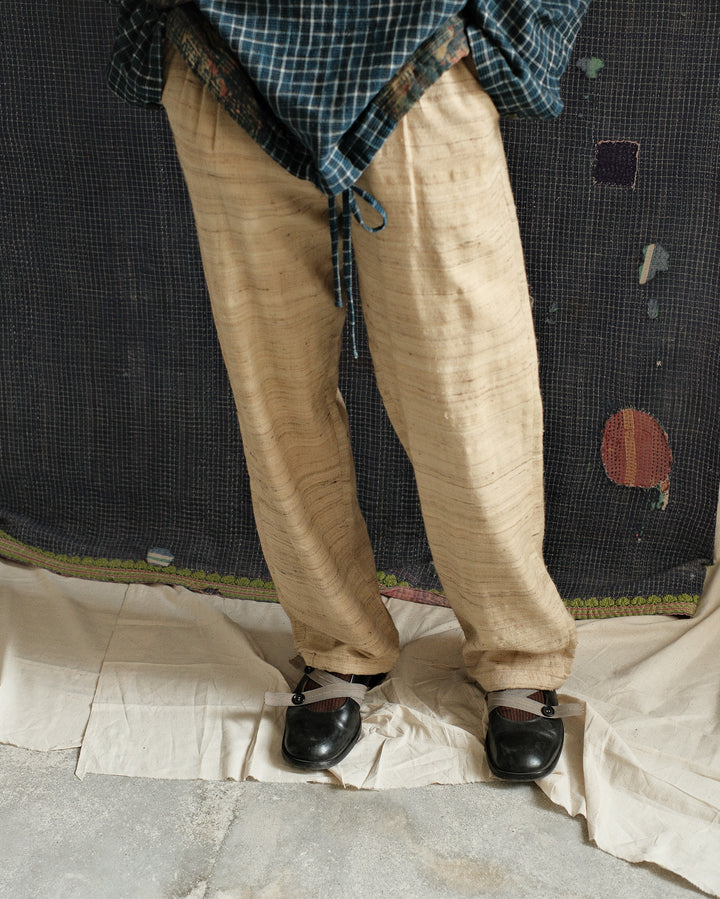 GOLD PLEATED TROUSER