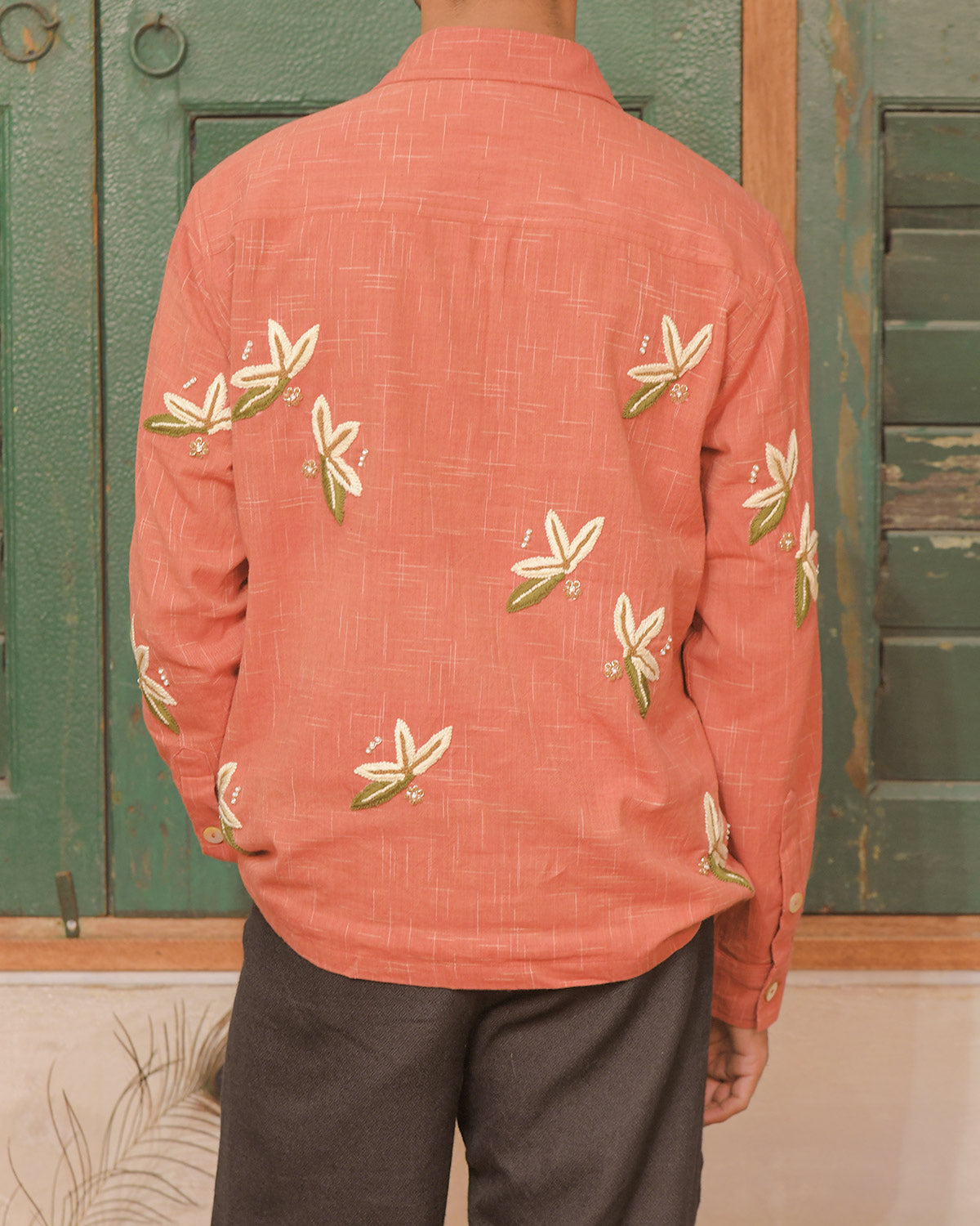 RED FLORAL BOX SHIRT