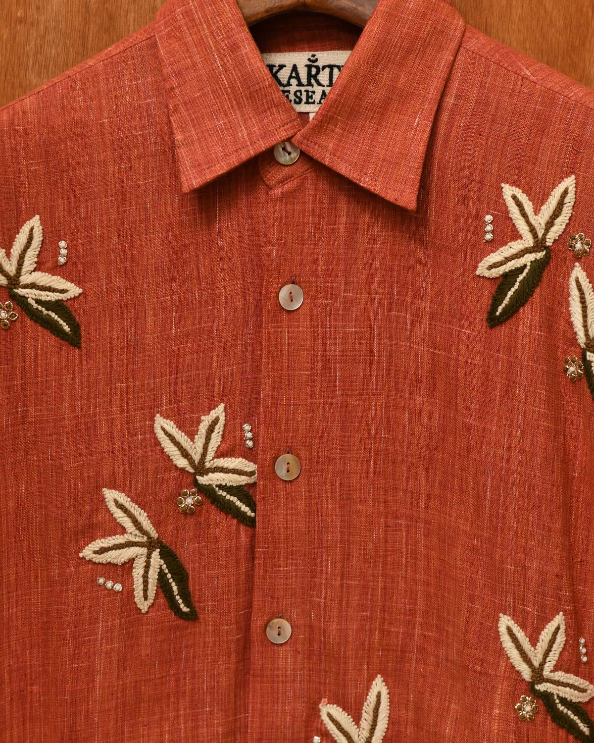 RED FLORAL BOX SHIRT